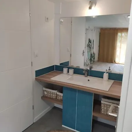 Charming, Quiet House 7 Minutes Walk From Center * Antibes