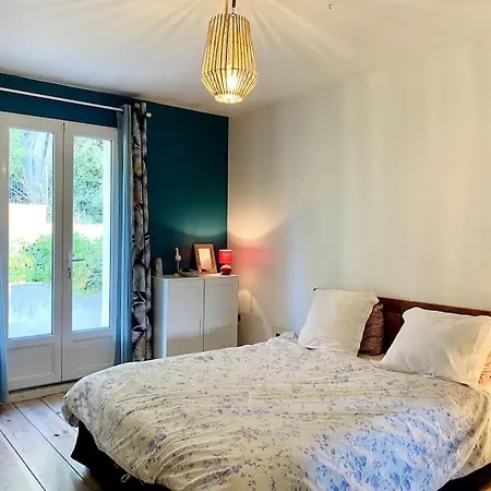 Holiday home Charming, Quiet House 7 Minutes Walk From Center *